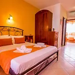 Hotel de apartamente Xenonas Apollon Sarti