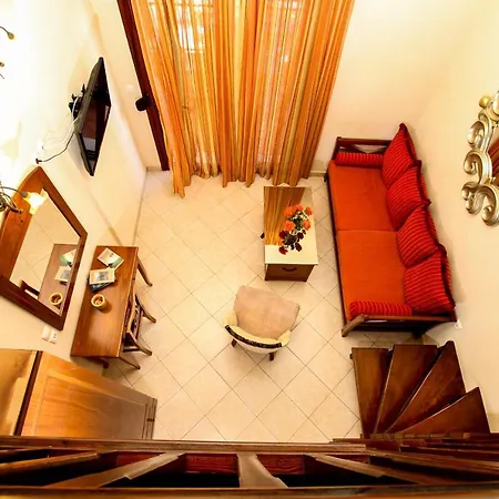 Apartahotel Xenonas Apollon 3*