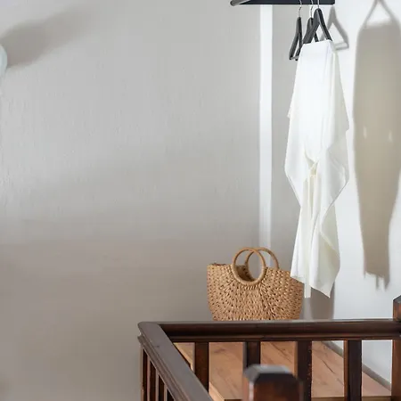 Xenonas Apollon Апарт-отель