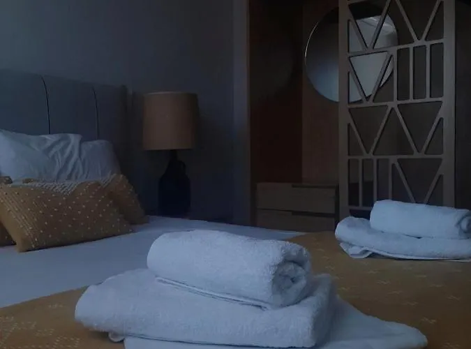 Hotel de apartamente Xenonas Apollon 3*