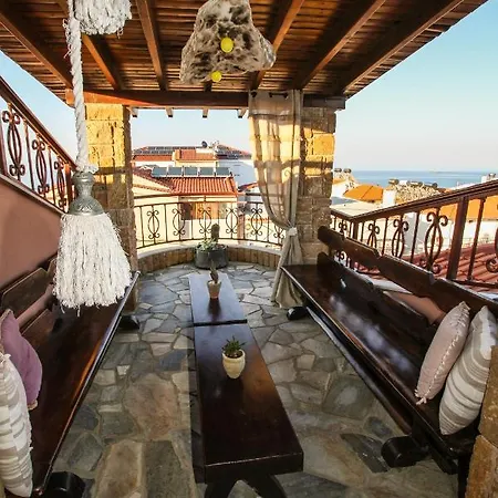 Aparthotel Xenonas Apollon