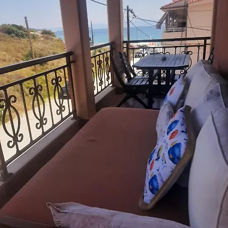 Xenonas Apollon 3* سارتي